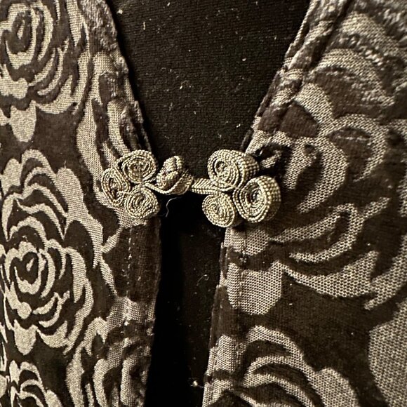 Kathie Lee | VTG 90s Black Floral Velvet Shirt Cardigan Goth Witchy Medium M - Picture 5 of 8